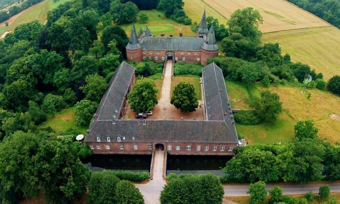 Schloss Haag von oben